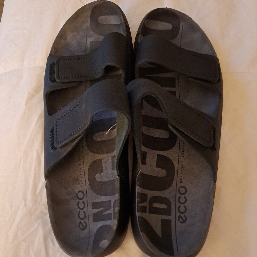 Ecco Men's Cozmo Two Band Slide Sandal Titanium 9 9.5 Likenew
